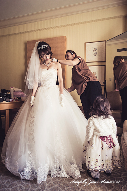 ホテルオークラ東京ベイでの結婚式　ブライダルフォト　メイクシーン　持ち込みカメラマン　