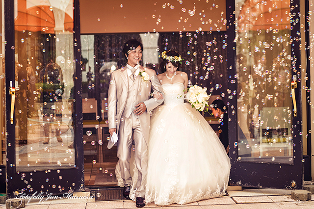 ブライダルフォト　ホテルオークラ東京ベイ　バブルシャワー　結婚式写真