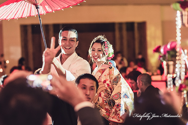 ホテルオークラ東京ベイ　結婚式写真　打ち掛けで再入場　持ち込みカメラマン撮影　