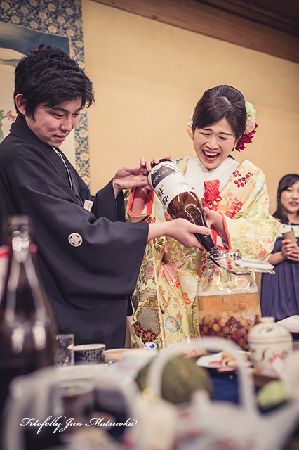 つきじ治作での結婚式　ブライダルフォト　持ち込みカメラマン　日本酒で梅酒を作る