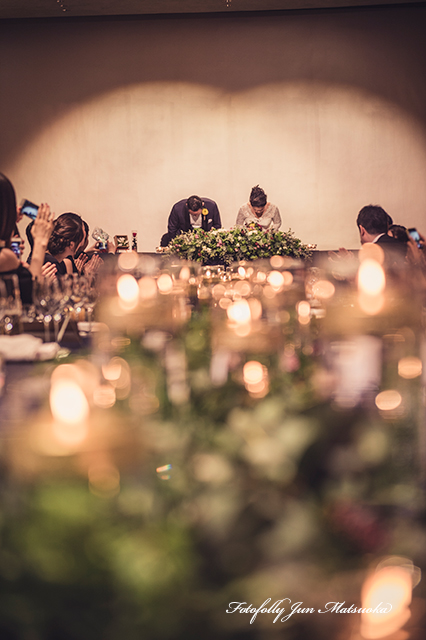ブレストンコートでの結婚式　スナップ写真　持ち込みカメラマンが撮る写真　高原教会でのウエディング　ブライダルフォト　披露宴　入場のお礼　軽井沢結婚式