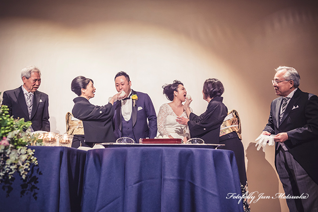 ブレストンコートでの結婚式　スナップ写真　持ち込みカメラマンが撮る写真　高原教会でのウエディング　ブライダルフォト　披露宴写真　軽井沢結婚式　ラストバイト