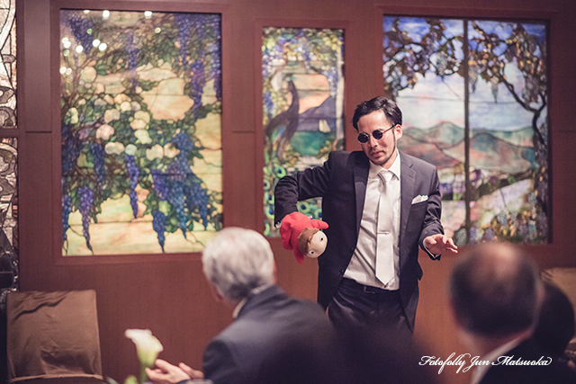 メゾンポール・ボキューズで結婚式　ブライダルフォト　持ち込みカメラマン　ロケーションフォト　写真撮影　お色直し前　結婚式余興のダンス