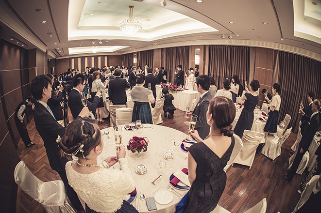 ホテルニューオータニ 披露宴 乾杯 ブライダルフォト ウエディングフォト 結婚式写真