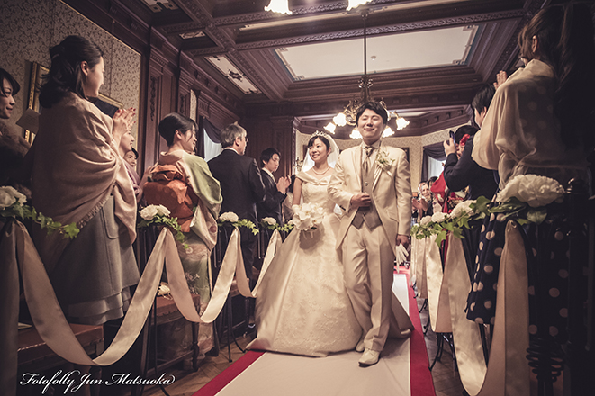 グランドプリンス高輪貴賓館 挙式退場シーン ブライダルフォト ウエディングフォト 結婚式写真
