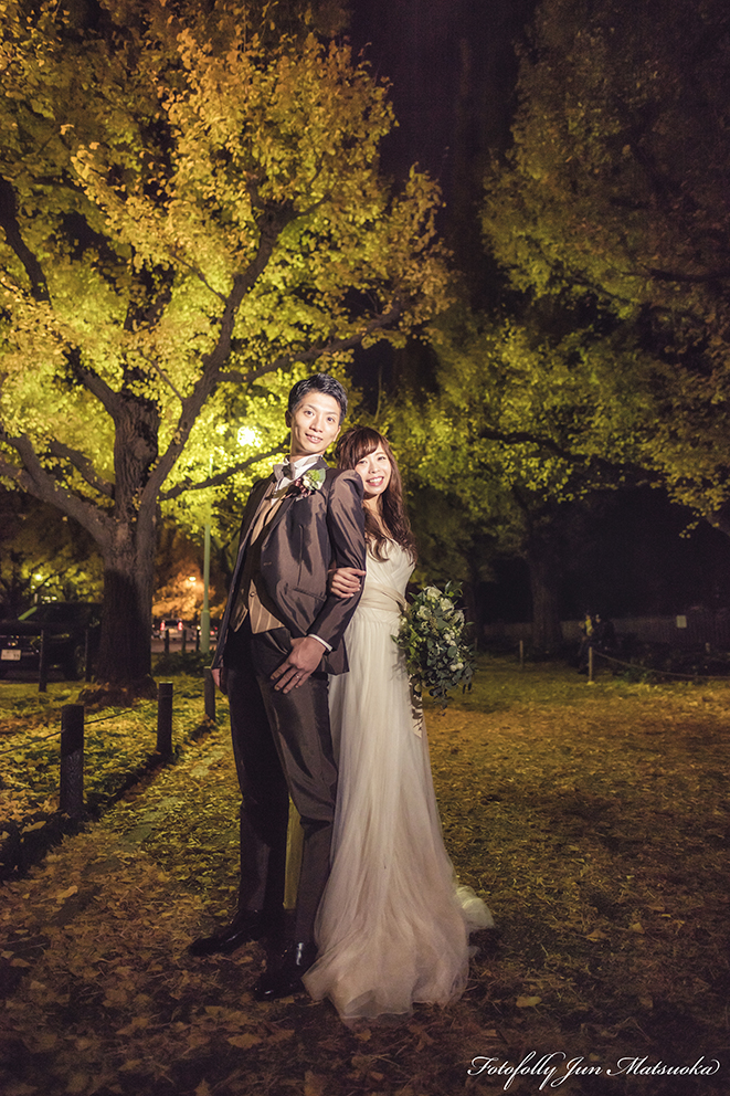 外苑前 ロケーションフォト夜銀杏並木 ブライダルフォト ウエディングフォト 結婚式写真