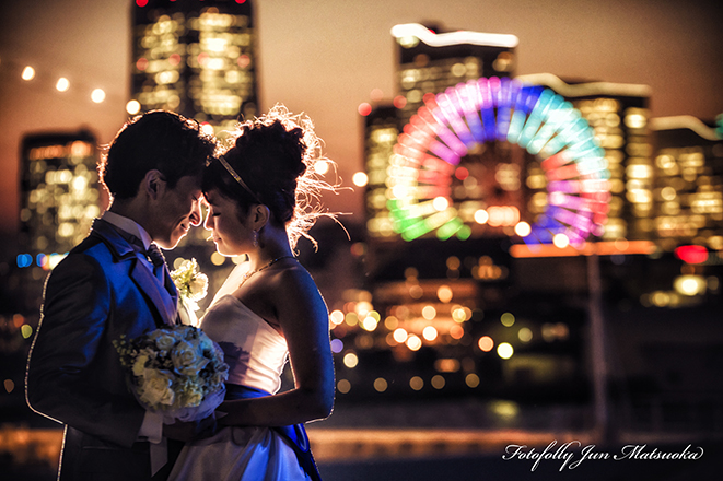 結婚式前撮り　横浜での前撮り　ブライダルフォト　横浜大桟橋デッキ屋上　客船と夜景