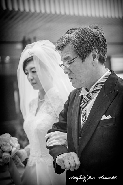 ホテルニューグランド横浜での結婚式写真　持ち込みカメラマンが撮影した写真　ブライダルフォト　挙式前
