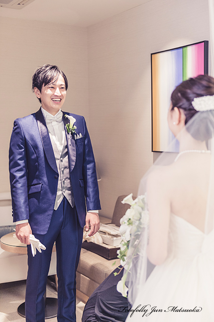 ホテルニューオータニ東京で結婚式の写真　ニューオータニウエディング　持ち込みカメラマンニューオータニ　ウエディングカメラマン　ファーストミート２