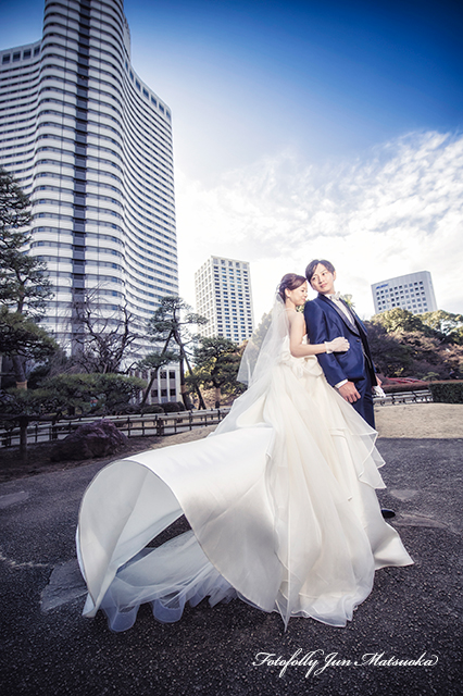 ホテルニューオータニ東京で結婚式の写真　ニューオータニウエディング　持ち込みカメラマンニューオータニ　ウエディングカメラマン　庭園ロケーションフォト