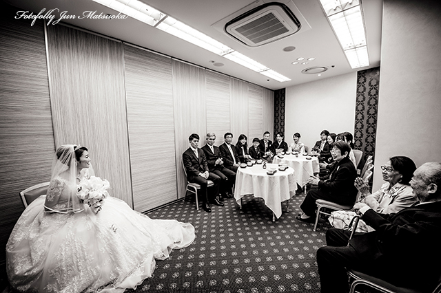 トゥールダルジャン東京での結婚式　ホテルニューオータニ内にあるトゥールダルジャン東京　ブライダルフォト　結婚式持ち込みカメラマン　トゥールダルジャンレストラン　挙式前