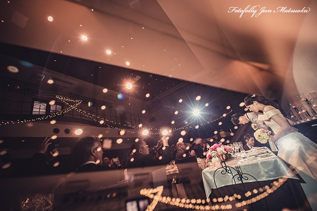 ヴィラ・デ・マリアージュさいたま 結婚式写真 ウエディングフォト ブライダルフォト ロケーションフォト 披露宴入場一礼
