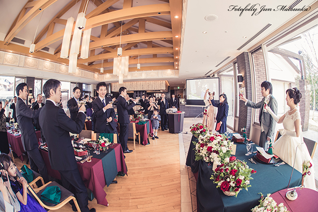 ハーベストクラブ旧軽井沢ウエディングフォト ブライダルフォト 結婚式写真 披露宴乾杯会場全体