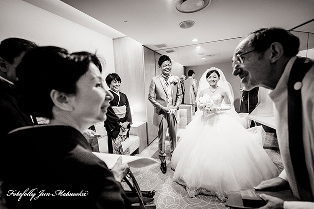 ヒルトン東京ウエディングフォト ブライダルフォト 結婚式写真 挙式控室