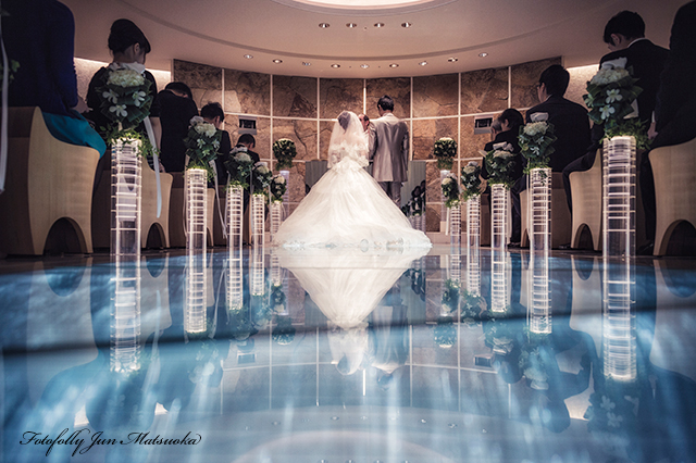 ヒルトン東京ウエディングフォト ブライダルフォト 結婚式写真 挙式全体のカット