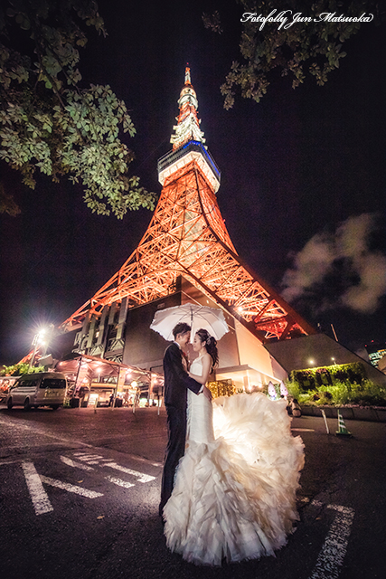 ウエディングフォト　ウェディングフォト　前撮り　東京駅付近　ロケーションフォト　結婚式前撮り　フォトウエディング　東京タワーと前撮り　相合い傘