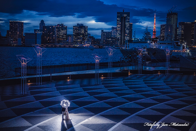 東京　ウェディングフォト　都内前撮り　ドレス前撮り　前撮りウェディングカメラマン　フォトウエディング　晴海埠頭　広角背景に東京タワー